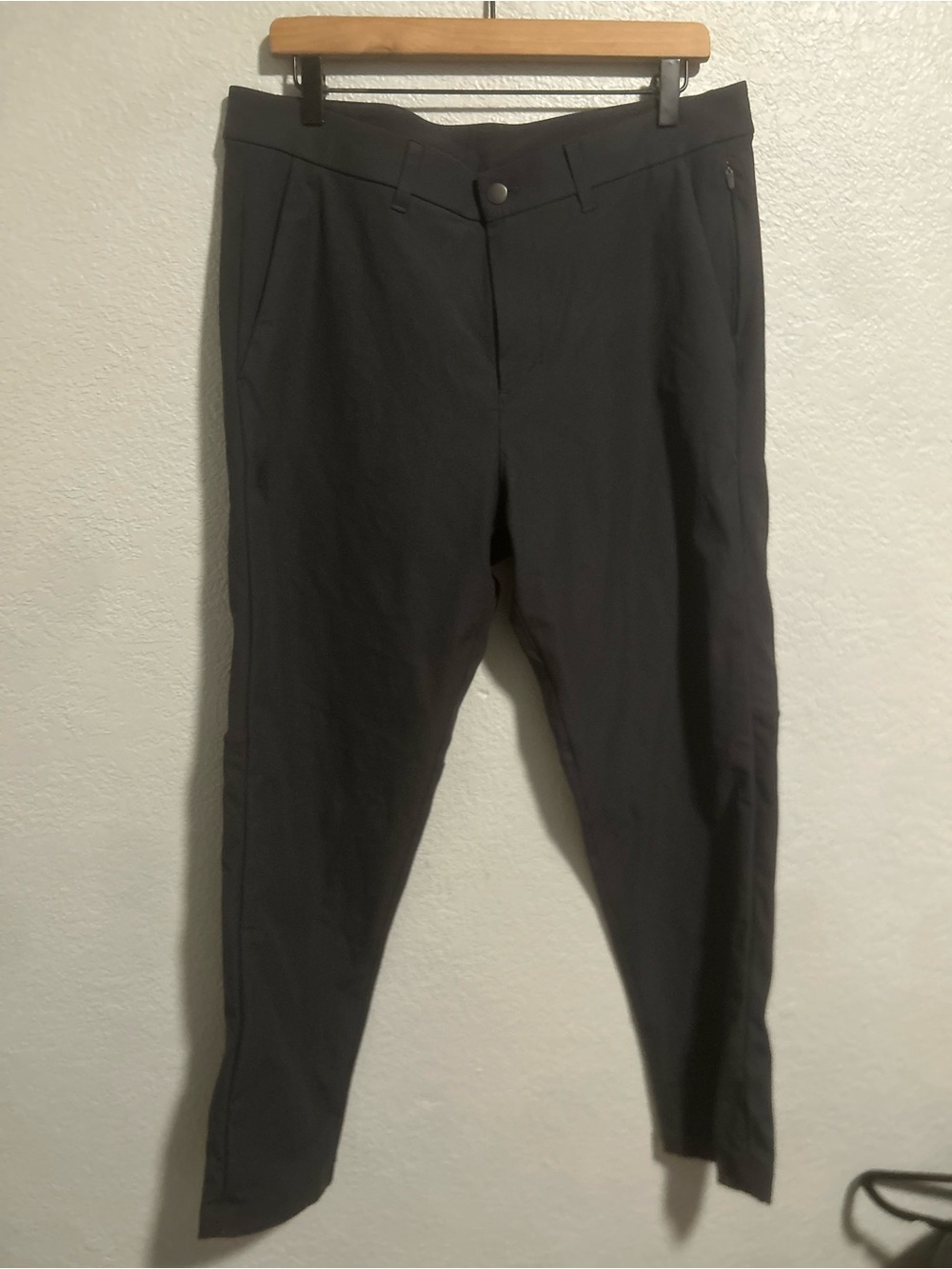 Men’s Lululemon pants